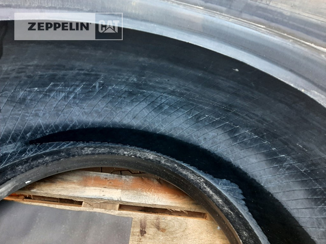 Michelin 1 x Reifen 36/65R33 - Pneu de Máquina de construção: foto 4 Michelin 1 x Reifen 36/65R33 - Pneu de Máquina de construção: foto 4