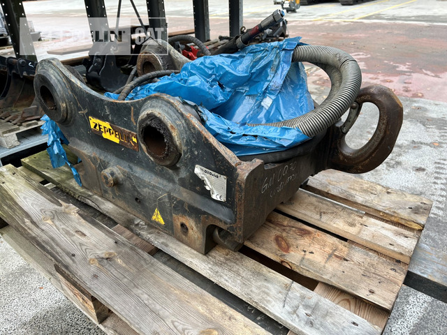 Oilquick Deutschland GmbH OQ65-M315F - Acoplamento rápido de Máquina de construção: foto 3 Oilquick Deutschland GmbH OQ65-M315F - Acoplamento rápido de Máquina de construção: foto 3