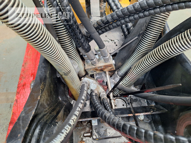 Oilquick Deutschland GmbH OQ65 SH - Acoplamento rápido de Máquina de construção: foto 4 Oilquick Deutschland GmbH OQ65 SH - Acoplamento rápido de Máquina de construção: foto 4