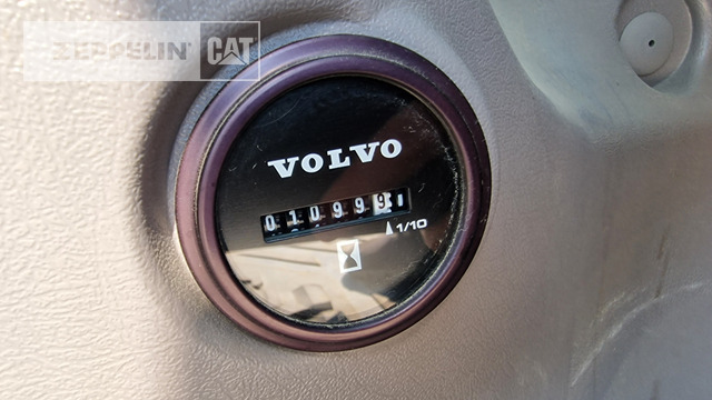 Escavadora de rastos Volvo EC200E: foto 28