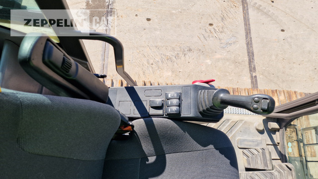 Escavadora de rastos Volvo EC200E: foto 25