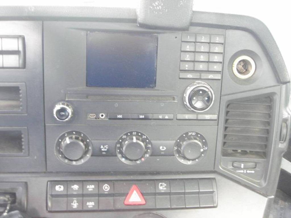 MERCEDES-BENZ Arocs 3240 B Betonmischer Stetter - Caminhão: foto 3 MERCEDES-BENZ Arocs 3240 B Betonmischer Stetter - Caminhão: foto 3