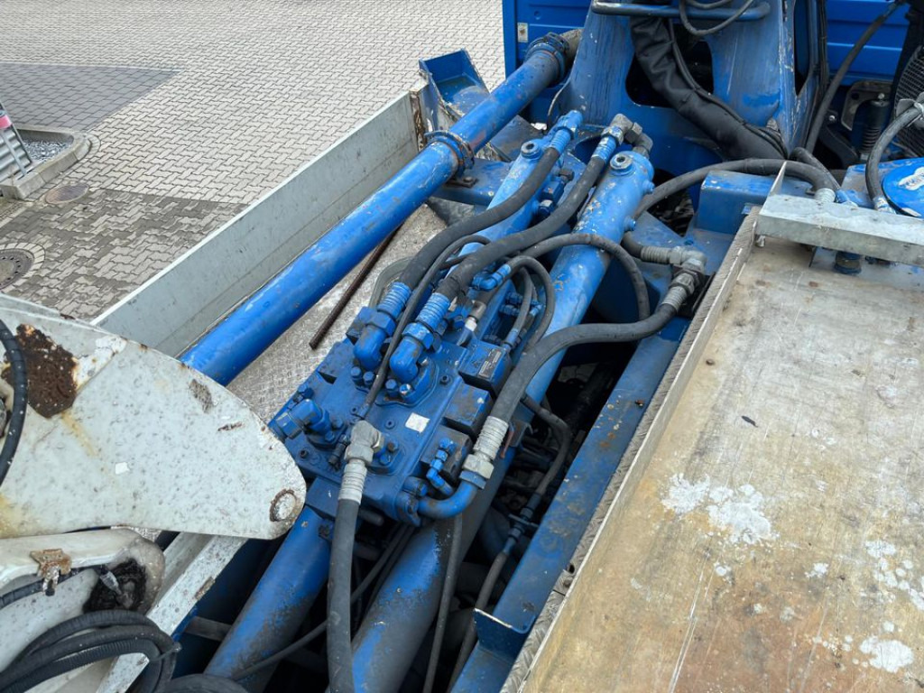 MERCEDES-BENZ Actros 2632 6x4 Betonpumpe Schwing 24m - Autobomba de betão: foto 5 MERCEDES-BENZ Actros 2632 6x4 Betonpumpe Schwing 24m - Autobomba de betão: foto 5