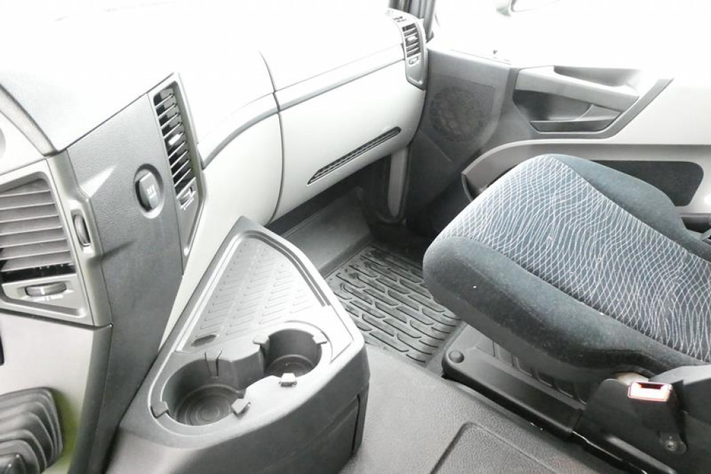 MERCEDES-BENZ Antos 2543 L 6x2 Pritsche Heckkran - Camião de caixa aberta/ Plataforma, Caminhão grua: foto 5 MERCEDES-BENZ Antos 2543 L 6x2 Pritsche Heckkran - Camião de caixa aberta/ Plataforma, Caminhão grua: foto 5