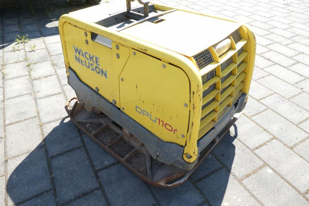 Wacker Neuson SE Rüttelplatte DPU 110rLem970 Baumaschine inkl. Fernbedienung - Placas vibratórias: foto 5 Wacker Neuson SE Rüttelplatte DPU 110rLem970 Baumaschine inkl. Fernbedienung - Placas vibratórias: foto 5