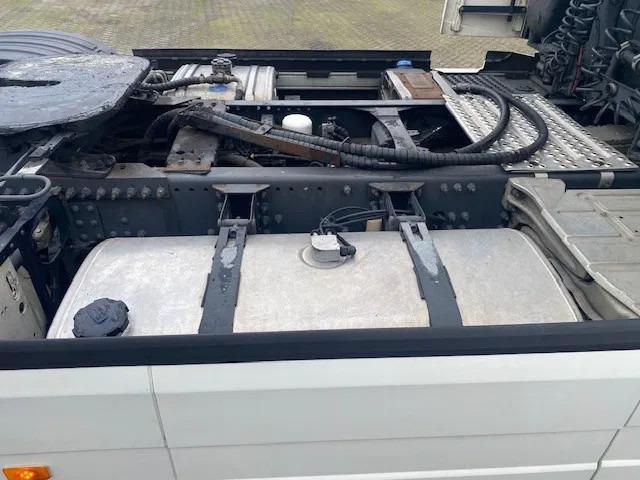 Volvo FH 500 , euro 6 met hydrauliek en lage km stand......compleet uitgevoerd..... - Tractor: foto 4 Volvo FH 500 , euro 6 met hydrauliek en lage km stand......compleet uitgevoerd..... - Tractor: foto 4