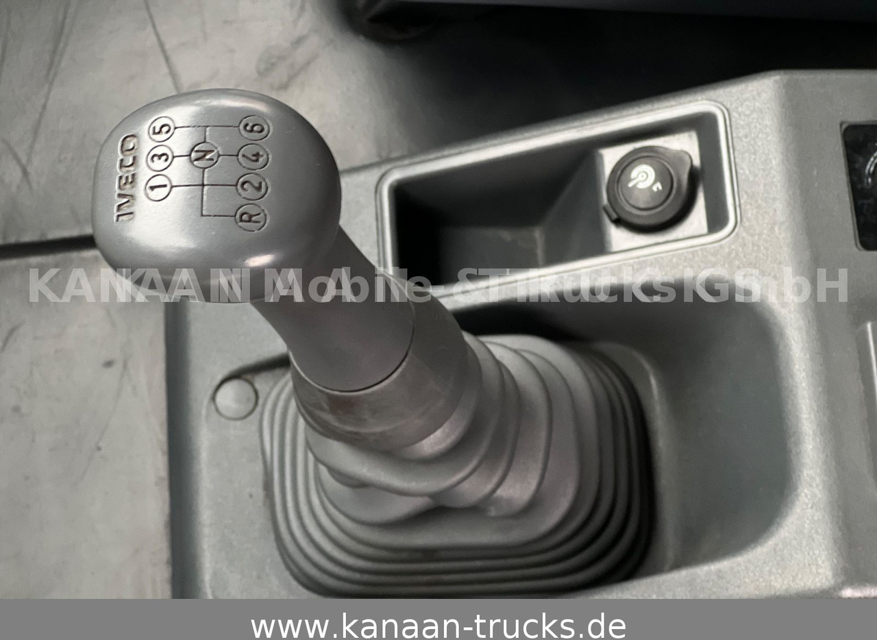 Caminhão com lona Iveco 140 E240  Eurocargo 4x4  Camper Expedition: foto 13