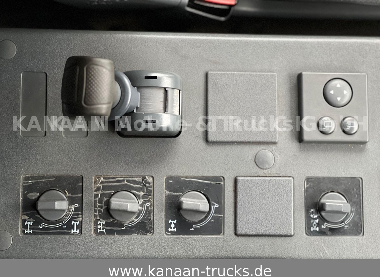 Caminhão com lona Iveco 140 E240  Eurocargo 4x4  Camper Expedition: foto 14
