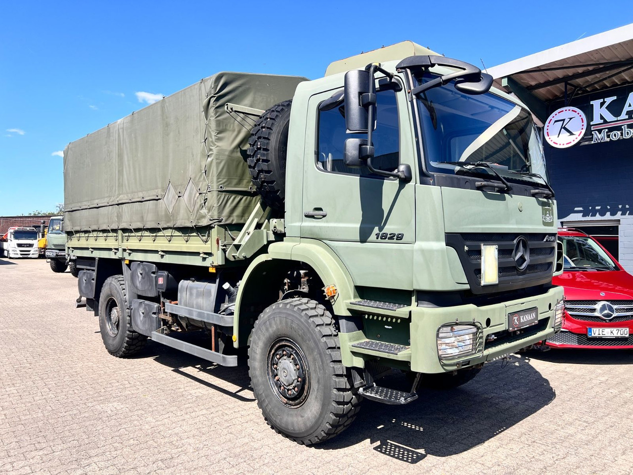 Mercedes-Benz 1829 A Axor 4x4 EX-Militär 31 TKM Camper Expedi - Caminhão com lona: foto 1 Mercedes-Benz 1829 A Axor 4x4 EX-Militär 31 TKM Camper Expedi - Caminhão com lona: foto 1