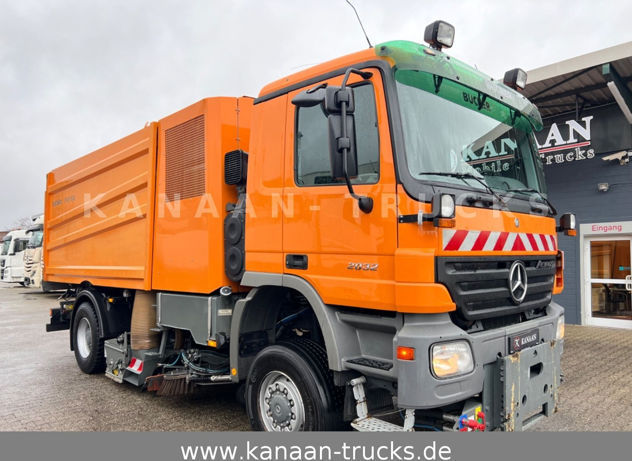 Mercedes-Benz 2032 Actros 4x4 Bucher STKF 9500 AIRPORT KLIMA - Varredora urbana: foto 2 Mercedes-Benz 2032 Actros 4x4 Bucher STKF 9500 AIRPORT KLIMA - Varredora urbana: foto 2