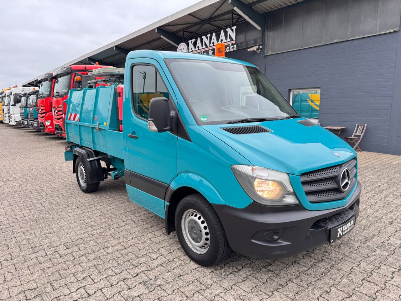 Mercedes-Benz 313 CDI Sprinter II Bertsche Müllwagen Tafel - Caminhão de lixo: foto 1 Mercedes-Benz 313 CDI Sprinter II Bertsche Müllwagen Tafel - Caminhão de lixo: foto 1