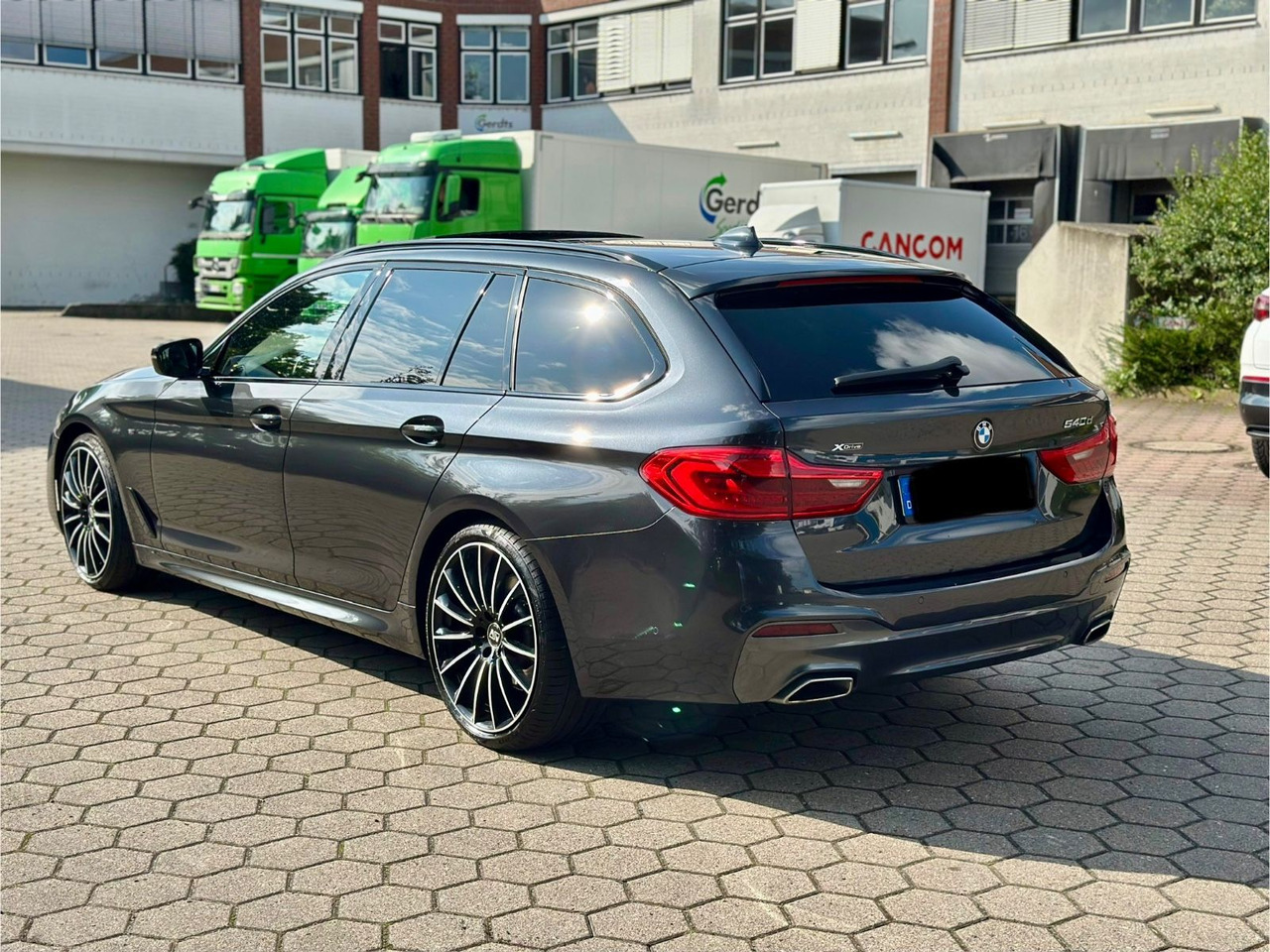 BMW M 540d xD Touring A*M Sport*HuD*20 Zoll*Pano*LED - Carro perua: foto 2 BMW M 540d xD Touring A*M Sport*HuD*20 Zoll*Pano*LED - Carro perua: foto 2