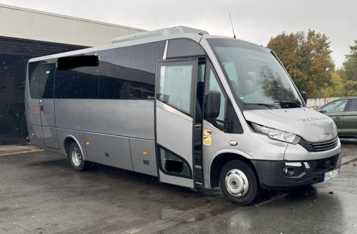 Iveco Atomic AN21 (wenig Km*7.2t) Rosero/ Rapido - Micro-ônibus, Furgão de passageiros: foto 2 Iveco Atomic AN21 (wenig Km*7.2t) Rosero/ Rapido - Micro-ônibus, Furgão de passageiros: foto 2