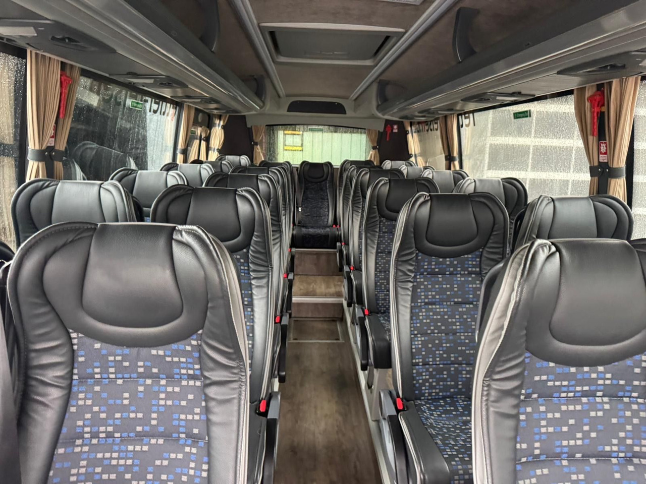 Iveco Atomic AN21 (wenig Km*7.2t) Rosero/ Rapido - Micro-ônibus, Furgão de passageiros: foto 4 Iveco Atomic AN21 (wenig Km*7.2t) Rosero/ Rapido - Micro-ônibus, Furgão de passageiros: foto 4