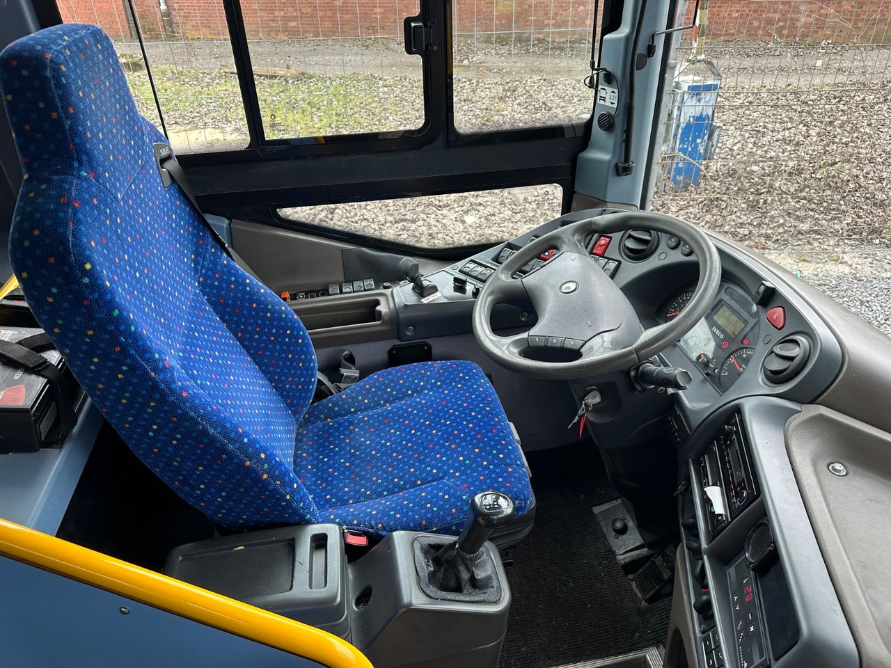 Iveco Irisbus Crossway LE SFR 162 *AC*100 km/h*Schalt Iveco Irisbus Crossway LE SFR 162 *AC*100 km/h*Schalt - Ônibus urbano: foto 4 Iveco Irisbus Crossway LE SFR 162 *AC*100 km/h*Schalt Iveco Irisbus Crossway LE SFR 162 *AC*100 km/h*Schalt - Ônibus urbano: foto 4