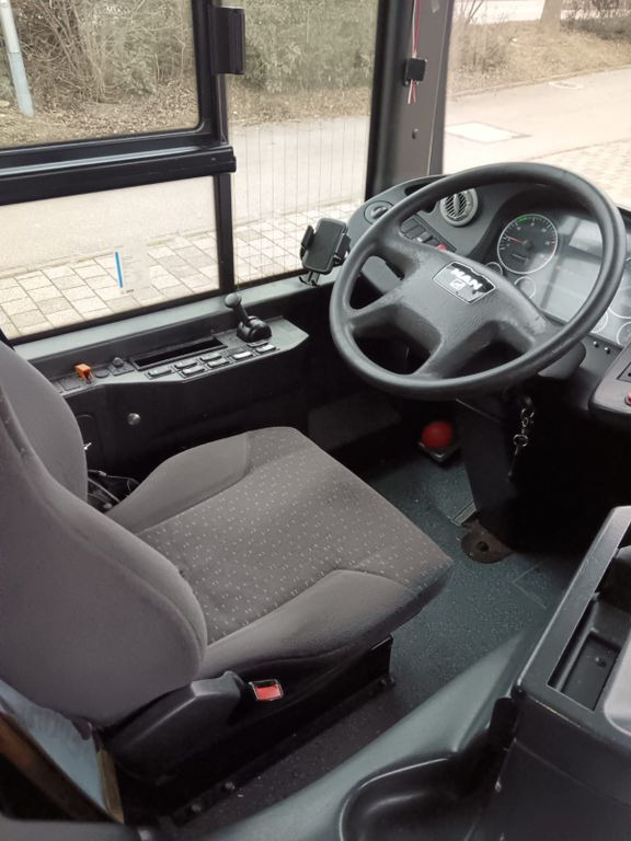 MAN A 23 Lion´s City G (EEV*Klima*TÜV 06/25) MAN A 23 Lion´s City G (EEV*Klima*TÜV 06/25) - Ônibus articulado: foto 4 MAN A 23 Lion´s City G (EEV*Klima*TÜV 06/25) MAN A 23 Lion´s City G (EEV*Klima*TÜV 06/25) - Ônibus articulado: foto 4