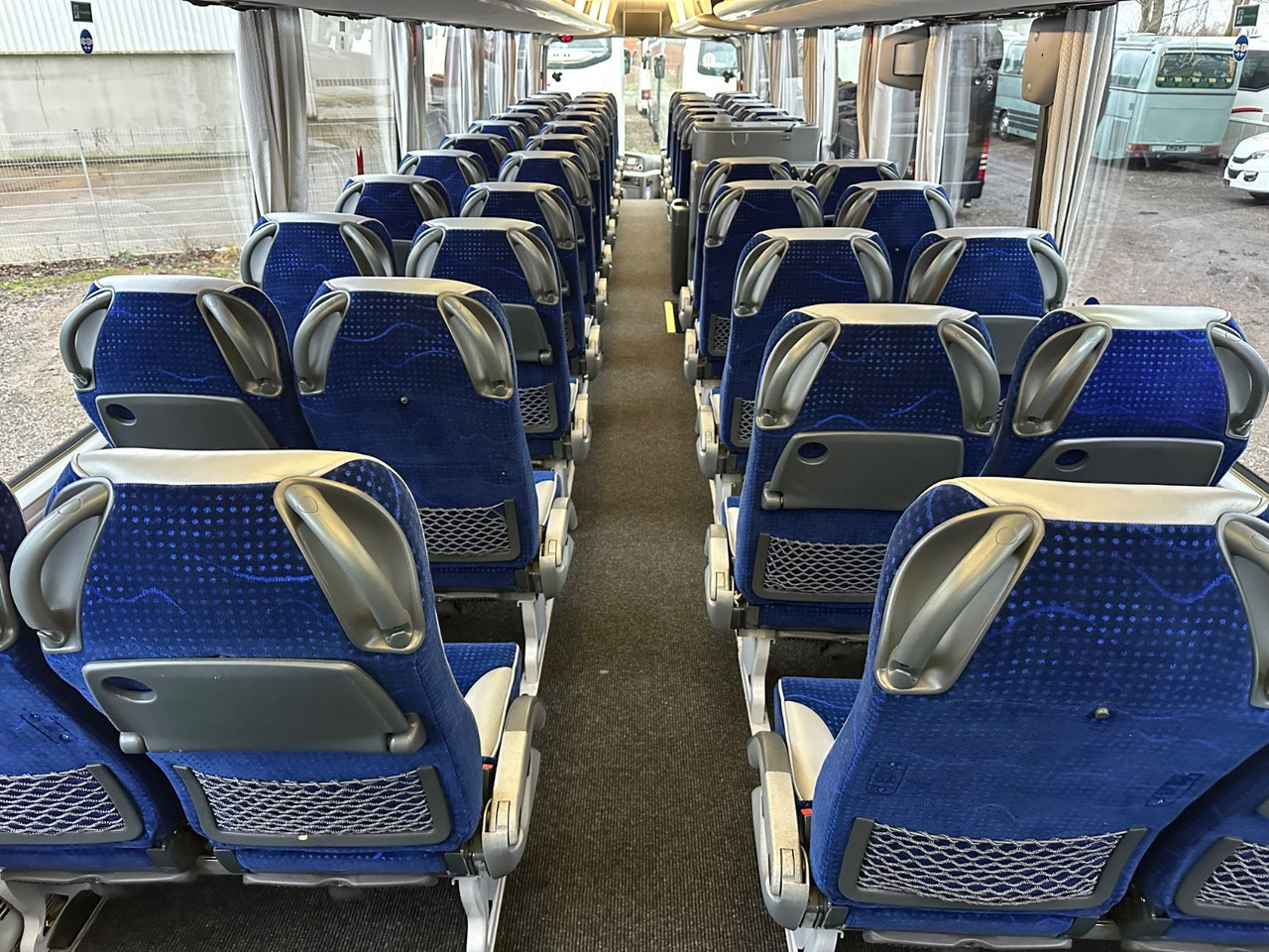 Autocarro MAN R08 Lions Coach L (wenig Km*Behinderten gerecht) MAN R08 Lions Coach L (wenig Km*Behinderten gerecht): foto 21 Autocarro MAN R08 Lions Coach L (wenig Km*Behinderten gerecht) MAN R08 Lions Coach L (wenig Km*Behinderten gerecht): foto 21