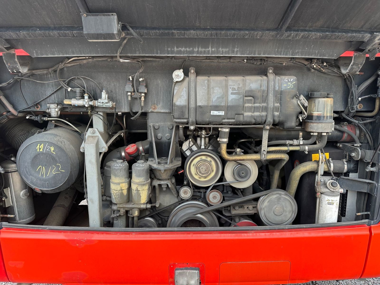 Mercedes-Benz O550 Integro (56 Sitze*Klima*Schalt) - Ônibus suburbano: foto 4 Mercedes-Benz O550 Integro (56 Sitze*Klima*Schalt) - Ônibus suburbano: foto 4