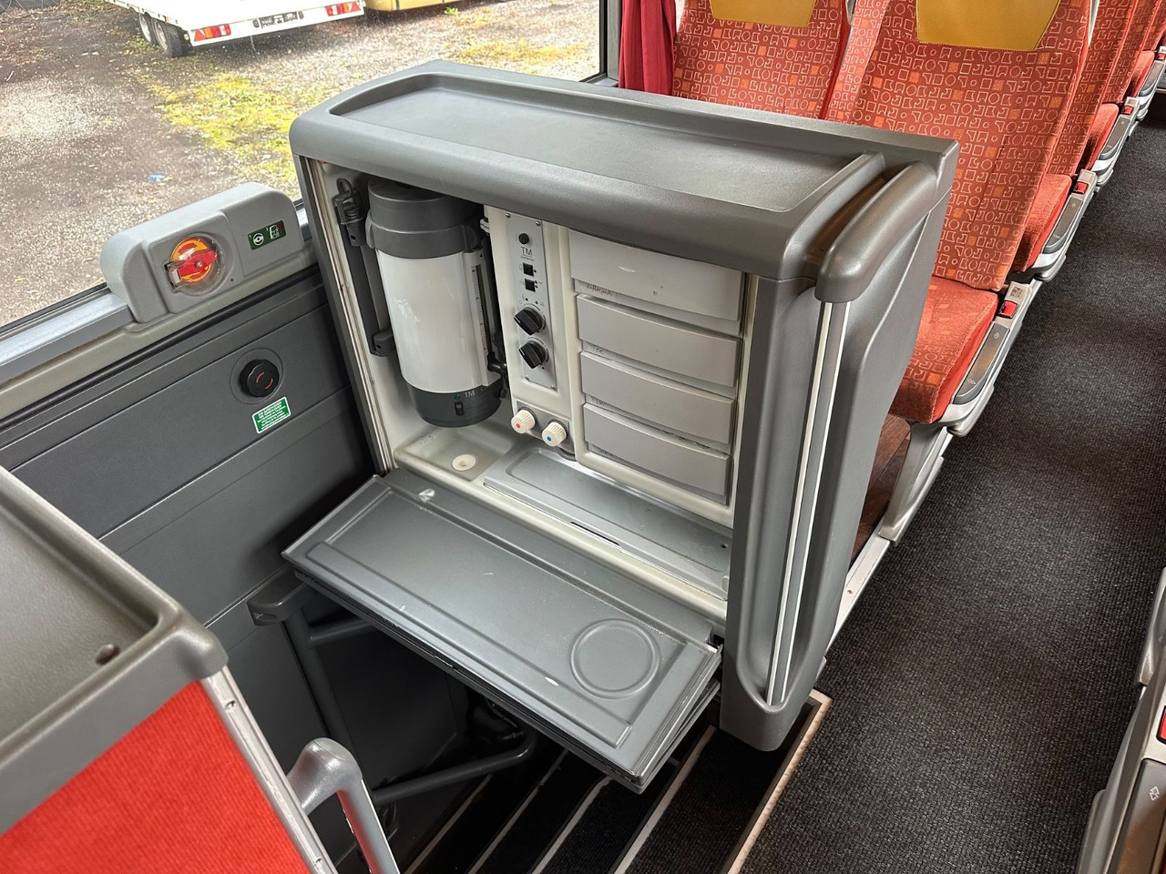 Locação de  Mercedes-Benz Tourismo O350 16 RHD-M (56 Sitze*DE*TOP) Mercedes-Benz Tourismo O350 16 RHD-M (56 Sitze*DE*TOP): foto 21