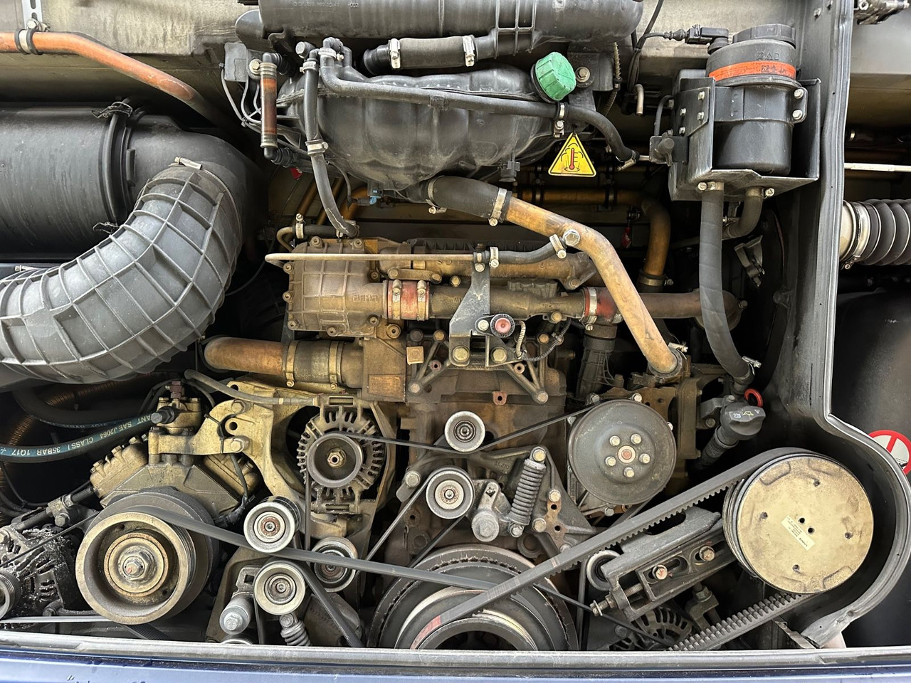 Mercedes-Benz Travego O580 16 RHD-M (LuxLine*TOP*DE) - Autocarro: foto 3 Mercedes-Benz Travego O580 16 RHD-M (LuxLine*TOP*DE) - Autocarro: foto 3