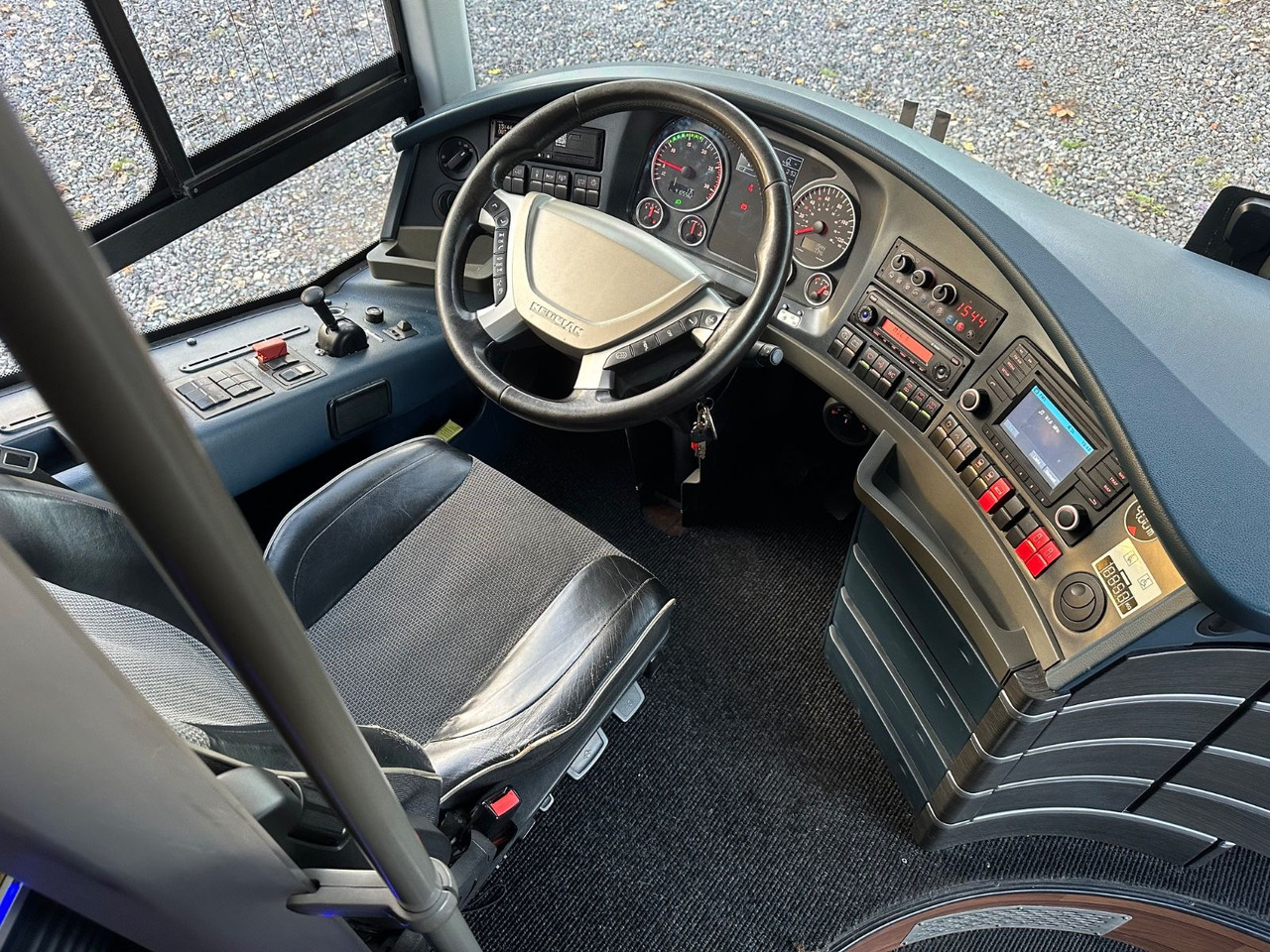 Neoplan P06 Skyliner L (78 Sitze*TOP*Panorama) - Ônibus panorâmico: foto 5 Neoplan P06 Skyliner L (78 Sitze*TOP*Panorama) - Ônibus panorâmico: foto 5