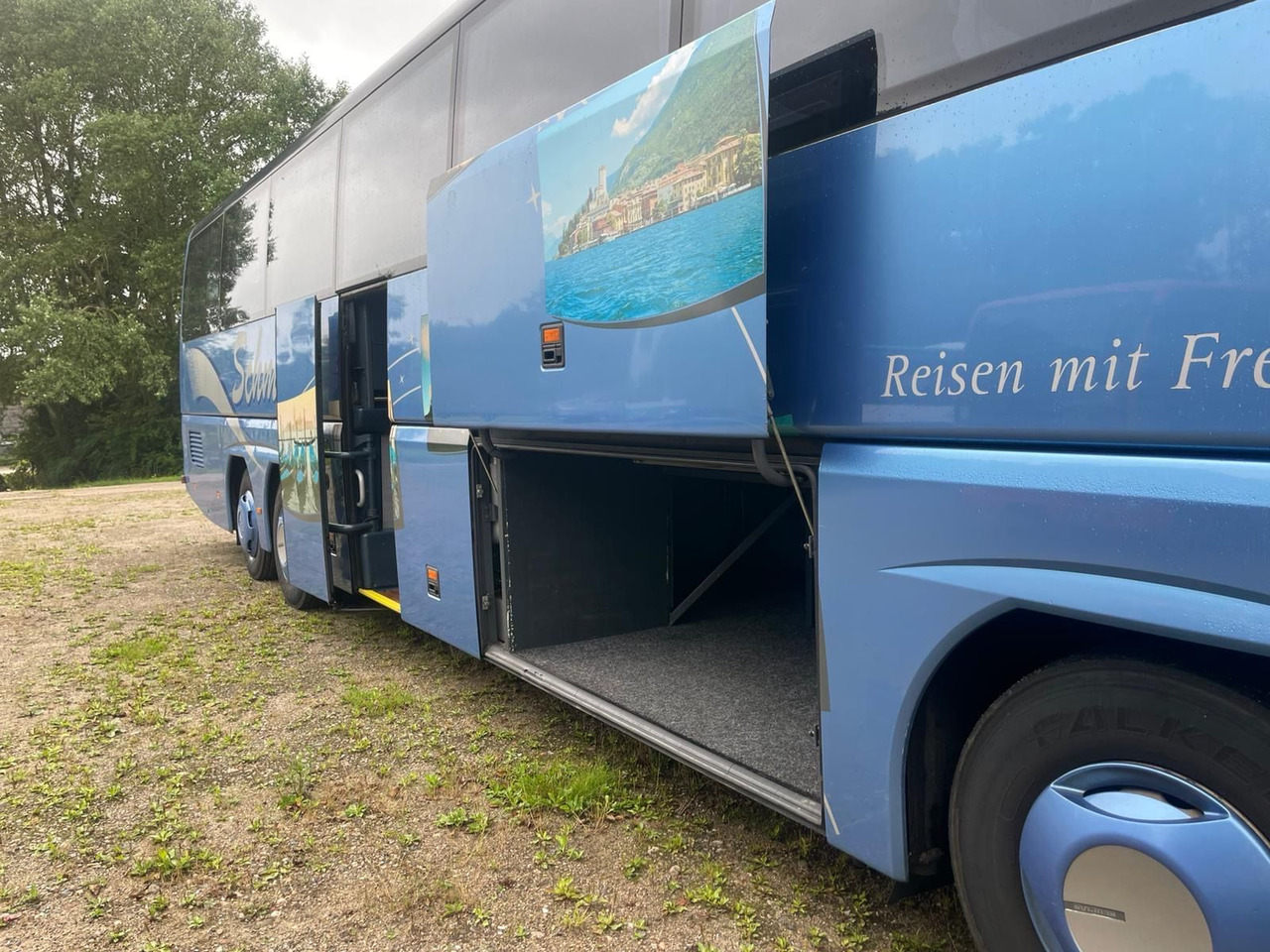 Locação de  Neoplan Tourliner L P22 (59 Sitze*Schalt*TOP*DE) Neoplan Tourliner L P22 (59 Sitze*Schalt*TOP*DE): foto 8