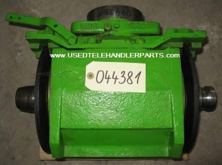 MERLO DIFFERENTIAL GEAR REAR AXLE FOR MULTIFARMER === DIFFERENTIAL HINT. ACHSE FUR MULTIFARMER Nr. 044381 /065359/ - Diferencial de Empilhador telescópico: foto 1 MERLO DIFFERENTIAL GEAR REAR AXLE FOR MULTIFARMER === DIFFERENTIAL HINT. ACHSE FUR MULTIFARMER Nr. 044381 /065359/ - Diferencial de Empilhador telescópico: foto 1